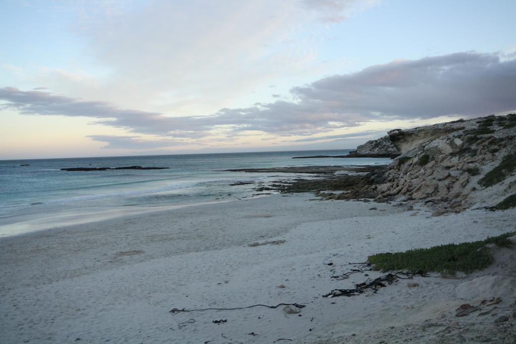 Bluesky Arniston Guest House Exterior foto